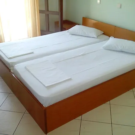 Thomi Aparthotel