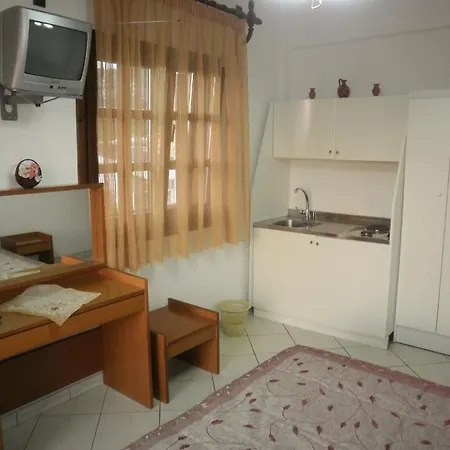 Thomi Aparthotel 3*